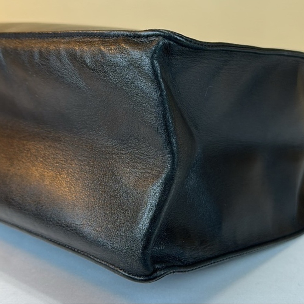 CHANEL COA XL Calfskin Tote 24K Goldplated Hardware Early 90's Made in France - Picture 10 of 16